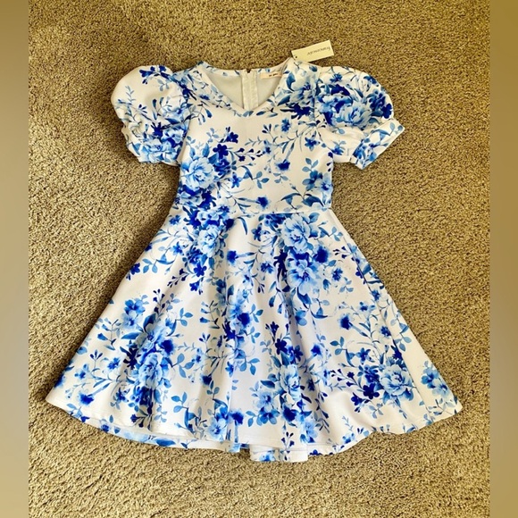 ๐ Girls Clothing - Sizes 6 to 10 ๐ - Picture 4 of 16